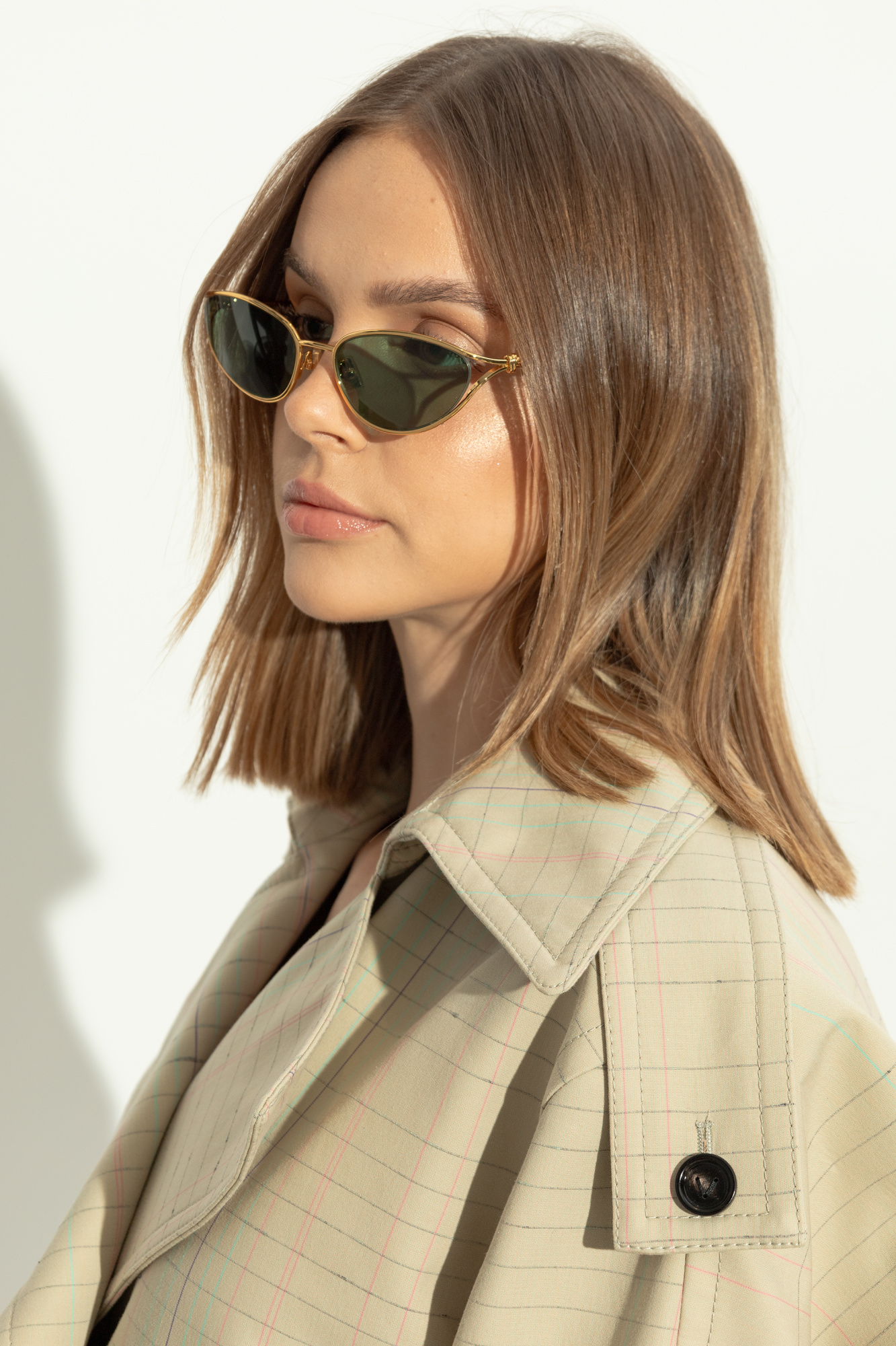 サングラス BOTTEGA VENETA Woman Sunglasses Gold 779517V4450 8045 Amazon.com: Bottega Veneta Women's Pilot Sunglasses, Gold